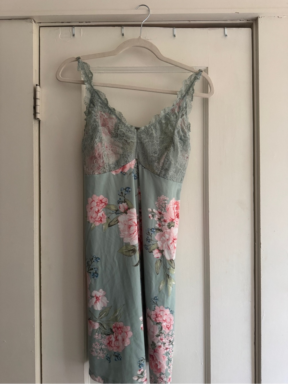Floral Lace Slip Nightgowns in Sage Green